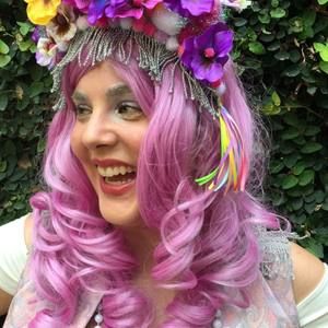 Meet your Posher, Claire